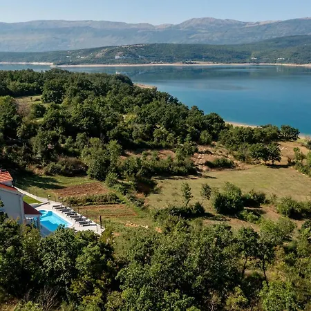 Escape On - Private Retreat With Pool & Jacuzzi Ferienhaus Vrlika