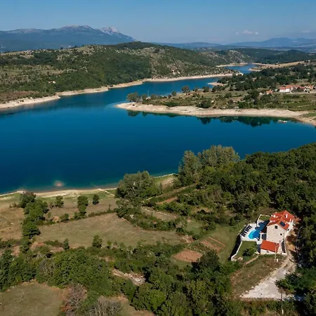 Escape On - Private Retreat With Pool & Jacuzzi Vrlika