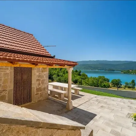 Escape On - Private Retreat With Pool & Jacuzzi Ferienhaus Vrlika